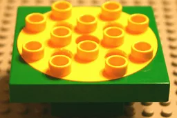 Duplo Turntable 4 x 4 Base with Yellow Top Plate