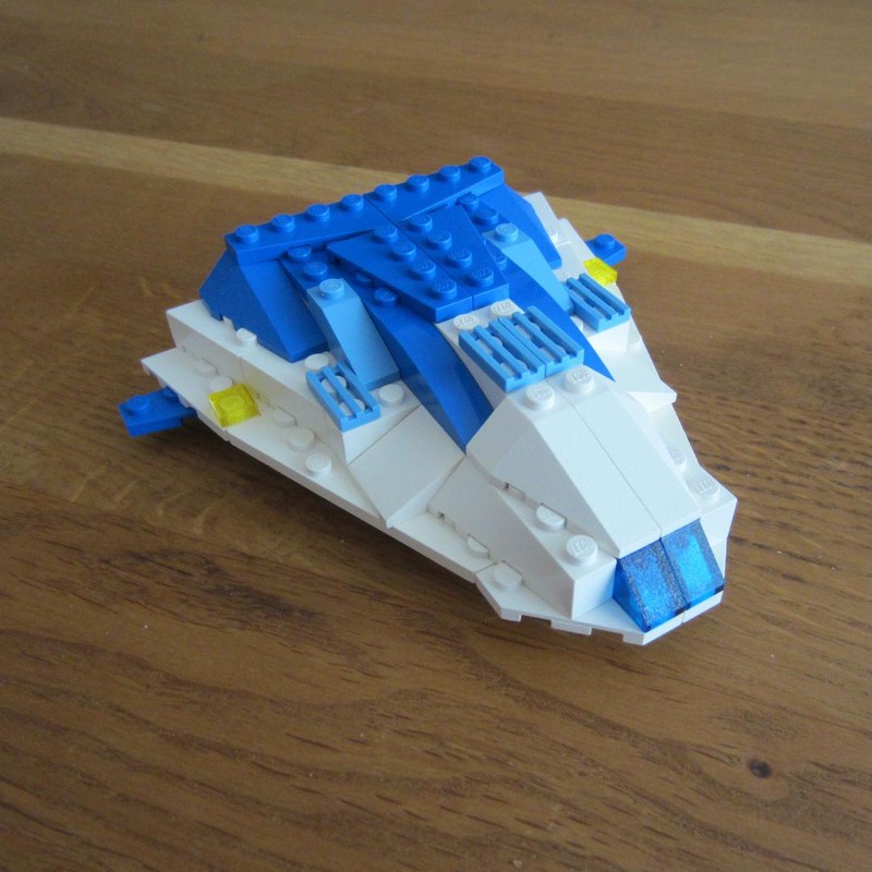 Lego 4098 Moth cruiser