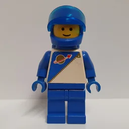 Futuron Spaceman, Blue with Airtanks and Dark Blue Visor