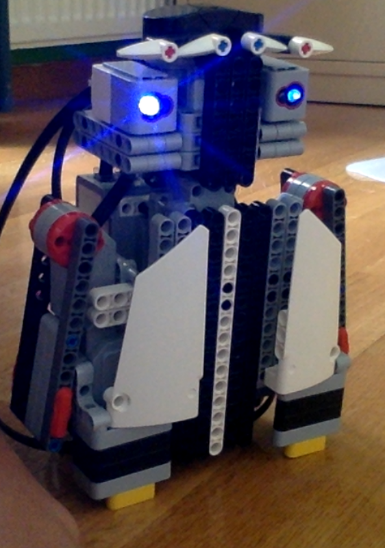 Lego EV3 Owl