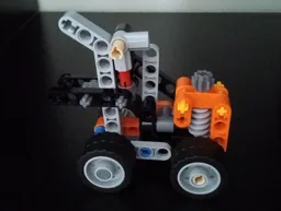 30710 - Forklift