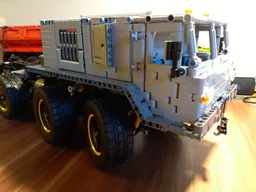 MAZ 537