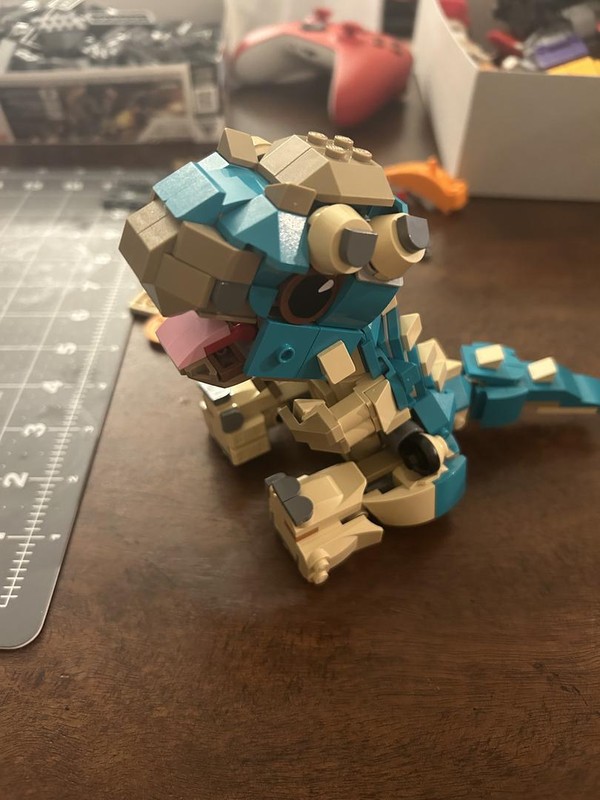 Lego bumpy rebuild into pachy from jurasic worId