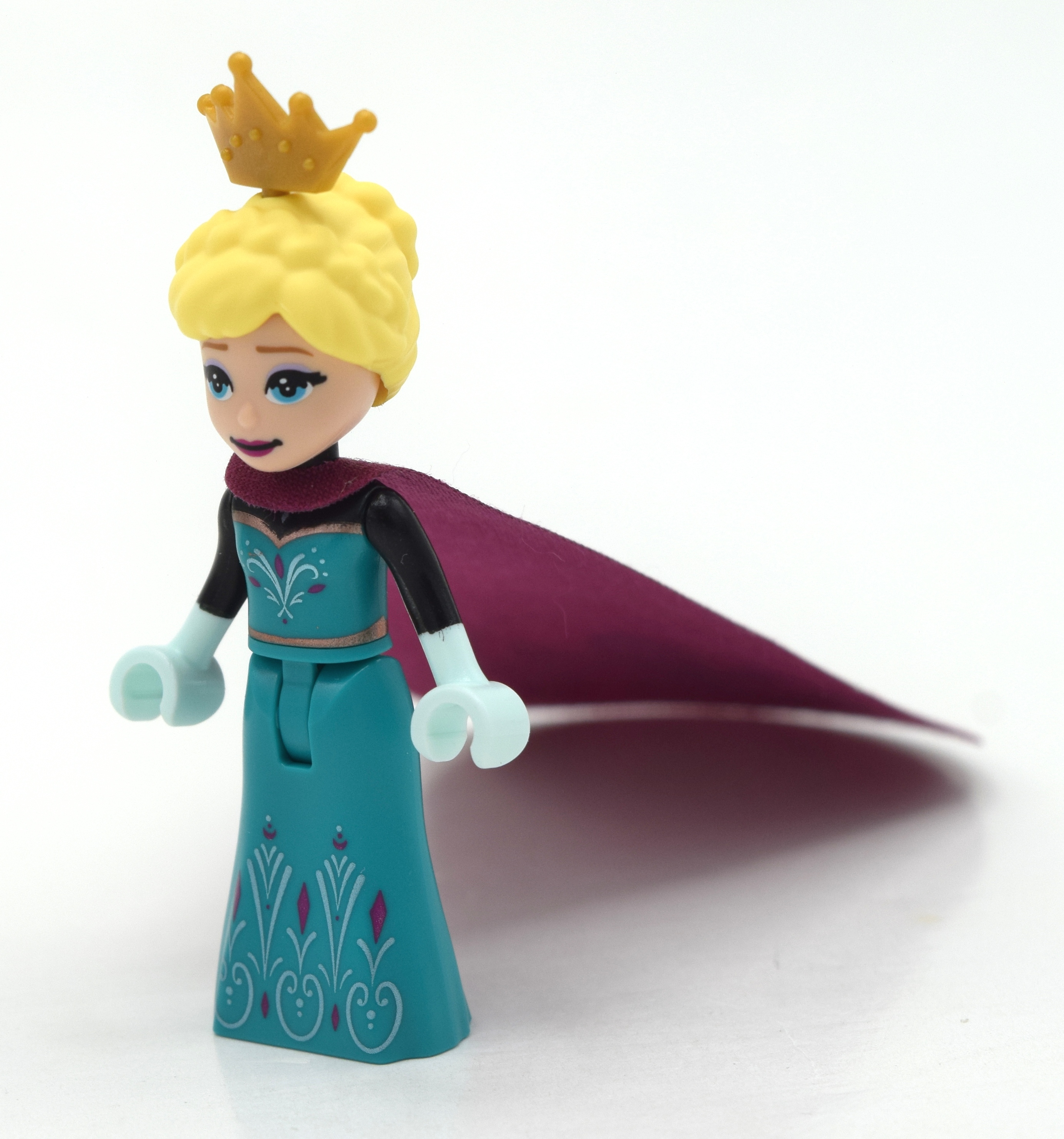 Lego Elsa / Coronation Elsa