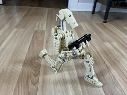 Posable Leg Modification for Battle Droid with Stap