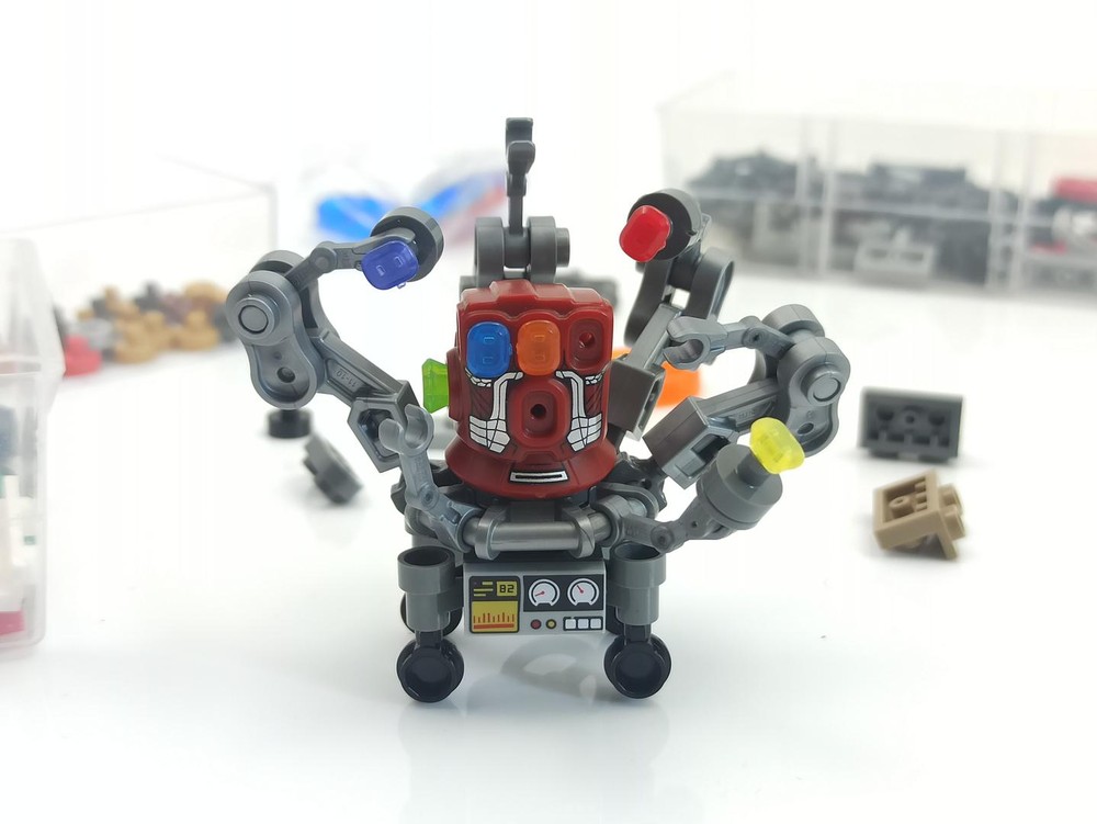 Lego Iron Man Hall of Armor - Nano Gauntlet Assembly Machine