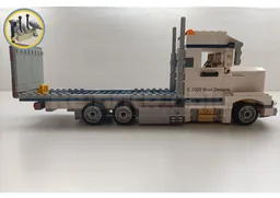 Flatbed/semi-truck