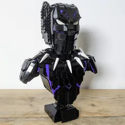 Lego Black Panther Complete Bust MOC (Helmet & Chest)