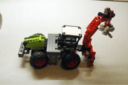Mini Claas Xerion
