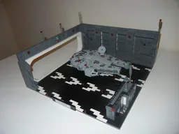 Star Wars Midi Falcon Docking Bay 327