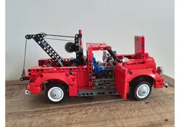 Red Wrecker / Pickup