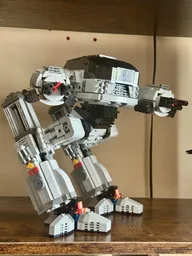 UCS scale ED-209