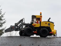Front end loader