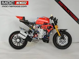 DUCATI Monster V4