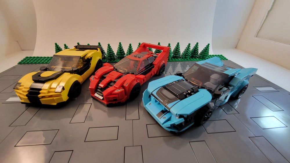Lego Azul Nimbus and Rojo Paragon