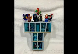Small Scale Titans Tower Minifigure Display Case