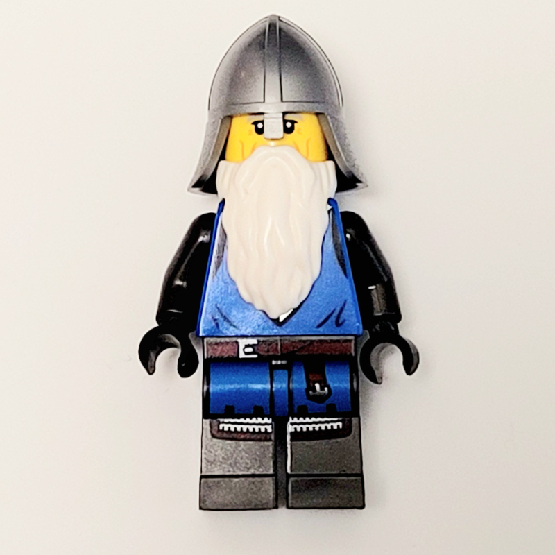 Lego Mountain Fortress Black Falcon Soldier - Helmet with Neck Protector, Beard