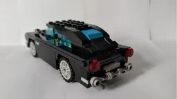 Aston DB5 with bulletproof screen function