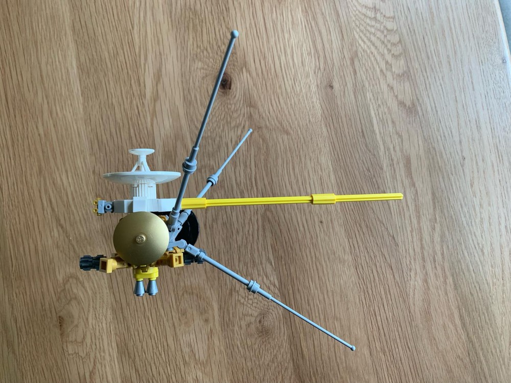 Lego Cassini (Saturn) - 1:70