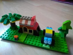 Mini Cabin & Car