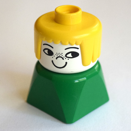 Lego Duplo 2 x 2 x 2 Figure Brick Early, Straight Hair Yellow, Nose Freckles Print / Green