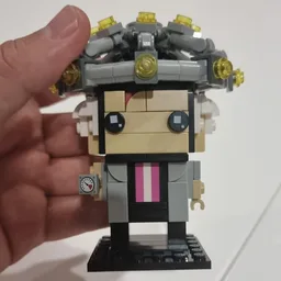 Doc Brown 1955 "Mind reading helmet" Brickheadz