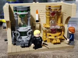 Hogwarts House Points Hourglasses, Part 1, Slytherin & Griffindor