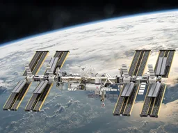 International Space Station [1/110 scale]