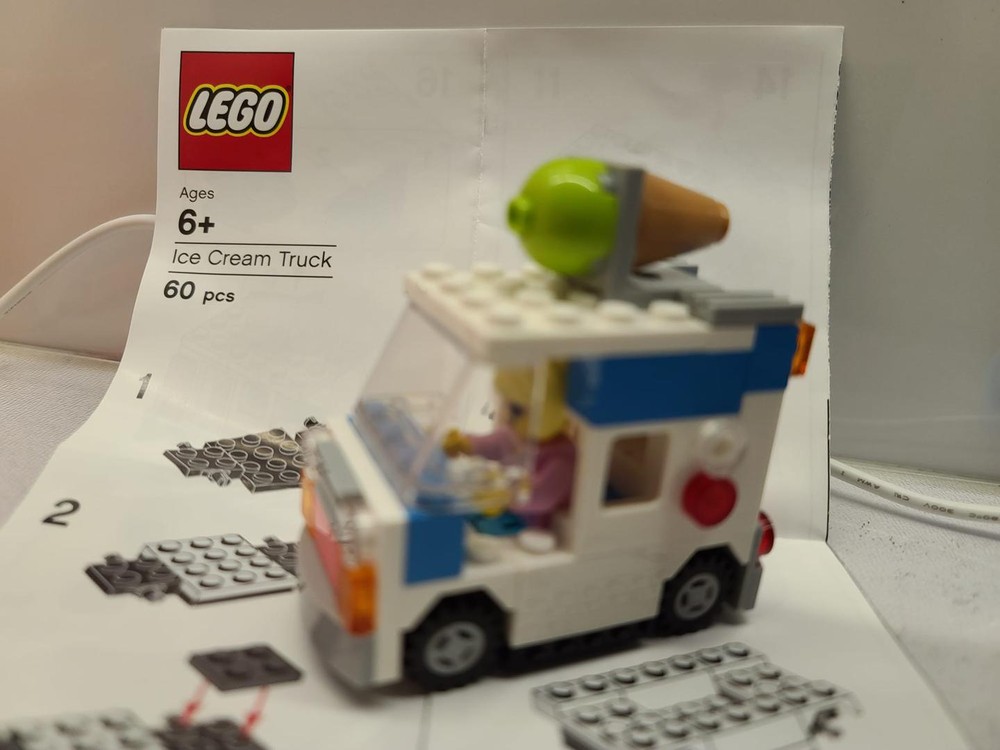 Lego Mini Ice Cream Truck
