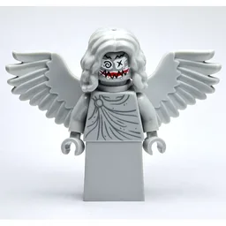 Arkham Asylum Statue