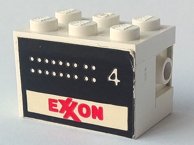 Lego Stickered Assembly 3 x 2 x 1 2/3 with Exxon Tank Number 4 Pattern on Both Sides (Stickers) - Set 6375-2