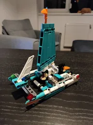 Catamaran - LEGO Technic 42117 M Model