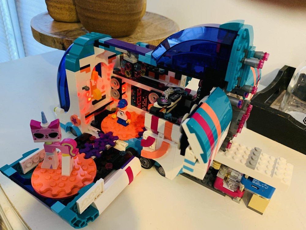 Lego Pop-Up Party Bus 70828 with Extended Dance Floor, "Automatic" Light, Centered Disco Ball, and Circuit Cubes Compact Motorization,
