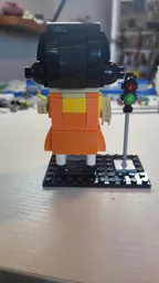 Doll (squid game) - Rotatable head