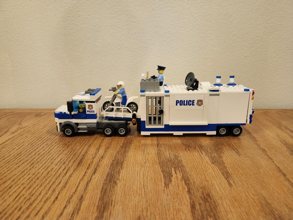 Lego Mobile Command Center Upgrade