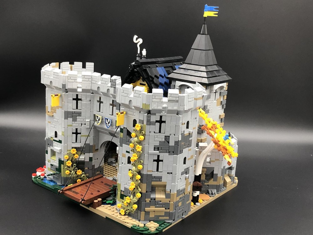 Lego Black Falcon's Fortress Anno 2022