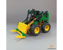 42136 Compact Loader