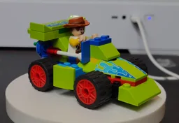 10766-1Woody car moc