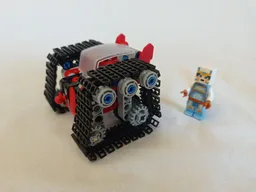 42148 Tracked Racer