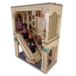 HP Modular - Grand Staircase