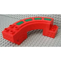 Duplo Road Section, Curve with Green Stripes Print / Red