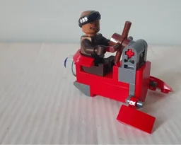 Vane's Pirate Speeder