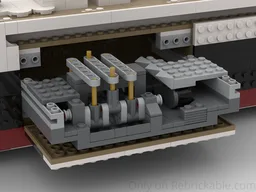RMS Titanic (1:336)