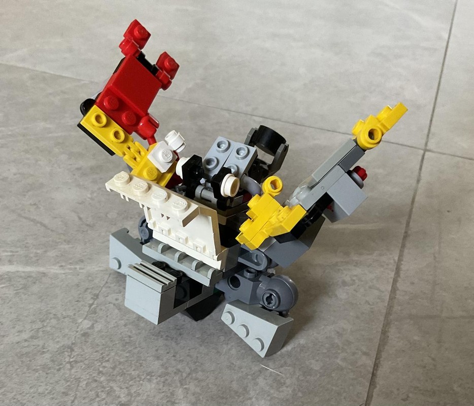 Lego Transformable Minitour Junk Mech Thing