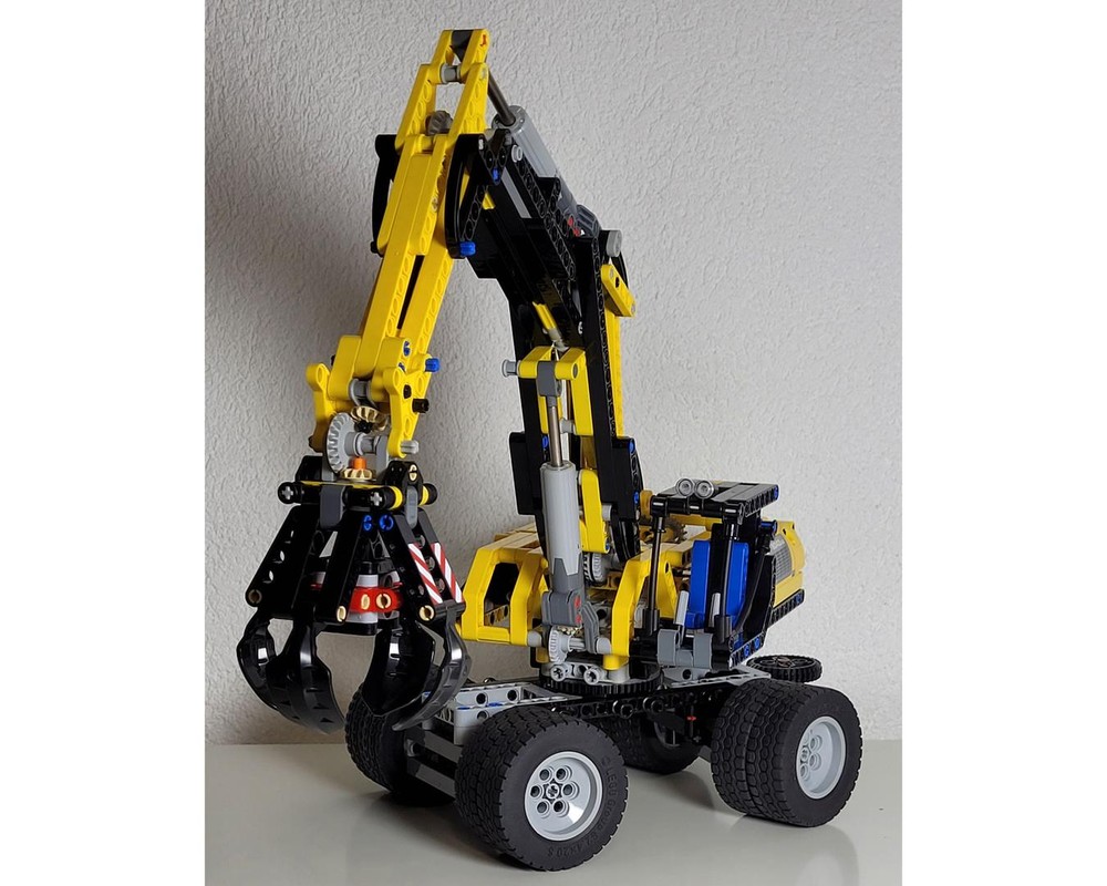 Lego 42006 Wheeled Excavator