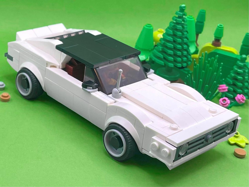 Lego Underdog Javelin - White