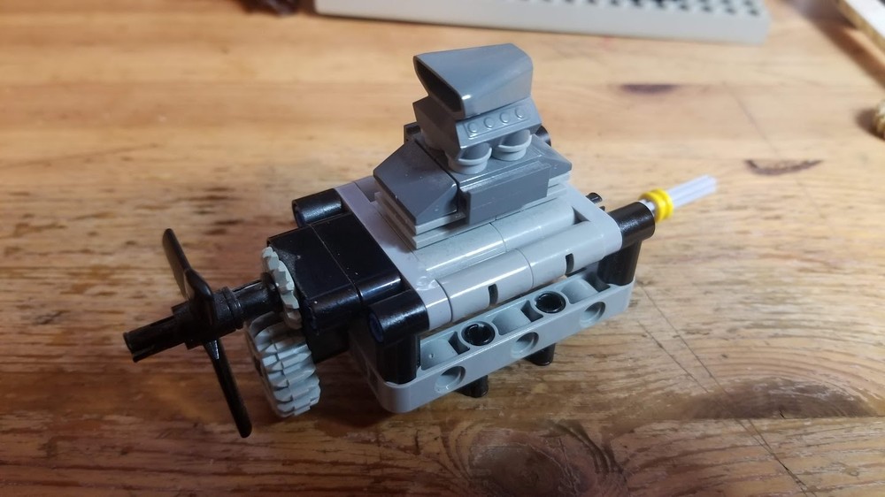 Lego 2-cylinder engine