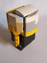 Captain Tom Brickheadz