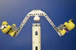 Bigfig ballpoint seesaw (desk toy)