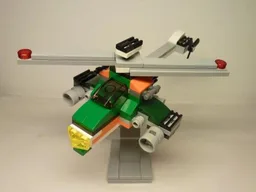 31043 Apache Helicopter